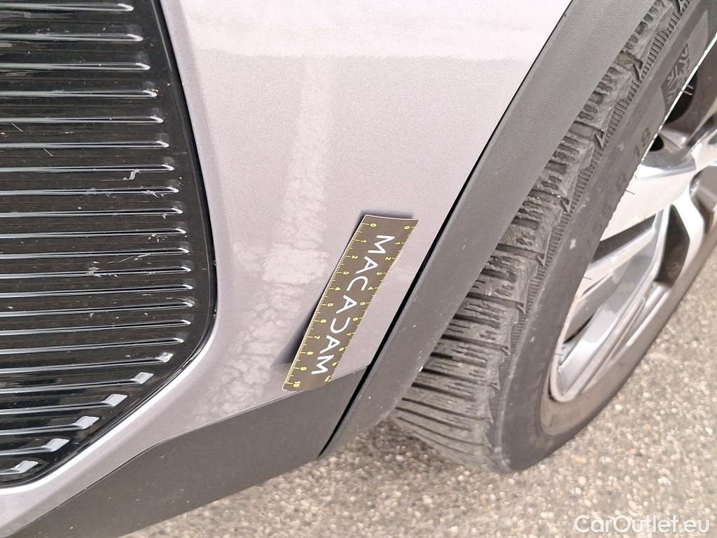  Peugeot  3008  Hybrid 225 Allure 1.6 Plug-In 225CV BVA8 E6d #51