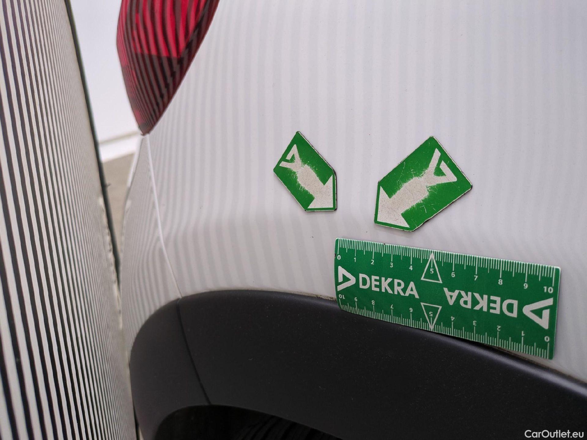  Citroen  C3 CITROEN  5p Berline BlueHDi 75 S&S BVM Feel Business #28