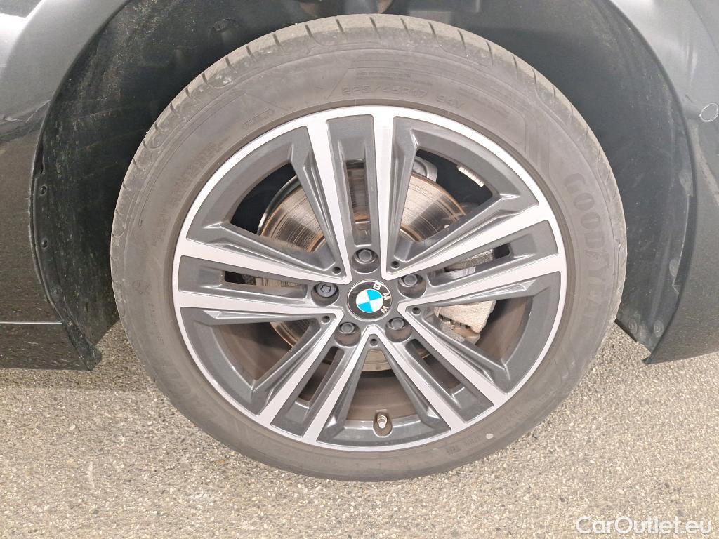  Bmw  Serie 1 BMW Série 1 / 2019 / 5P / Berline 116i Business Design #2