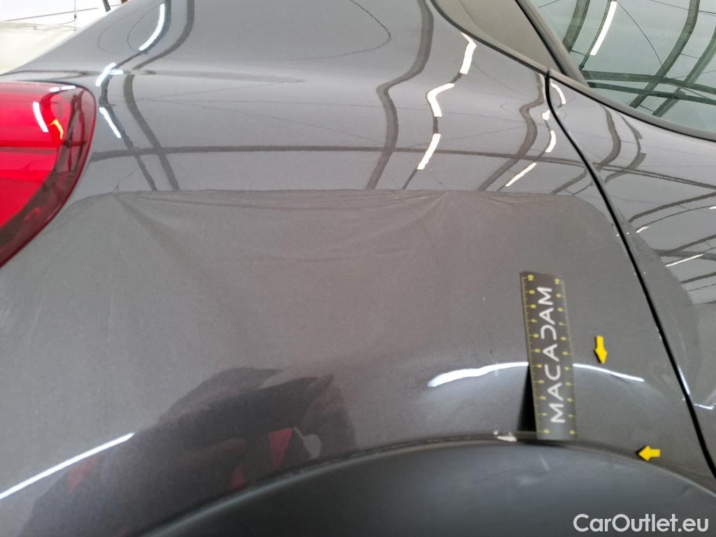  Citroen  C3  Shine Business 1.2 PureTech 110CV BVM6 E6d #1