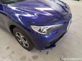  Alfa Romeo   STELVIO ALFA ROMEO / 2017 / 5P / SUV 2.2 TD 190 CV SUPER BUSINESS AT8 Q4 #30