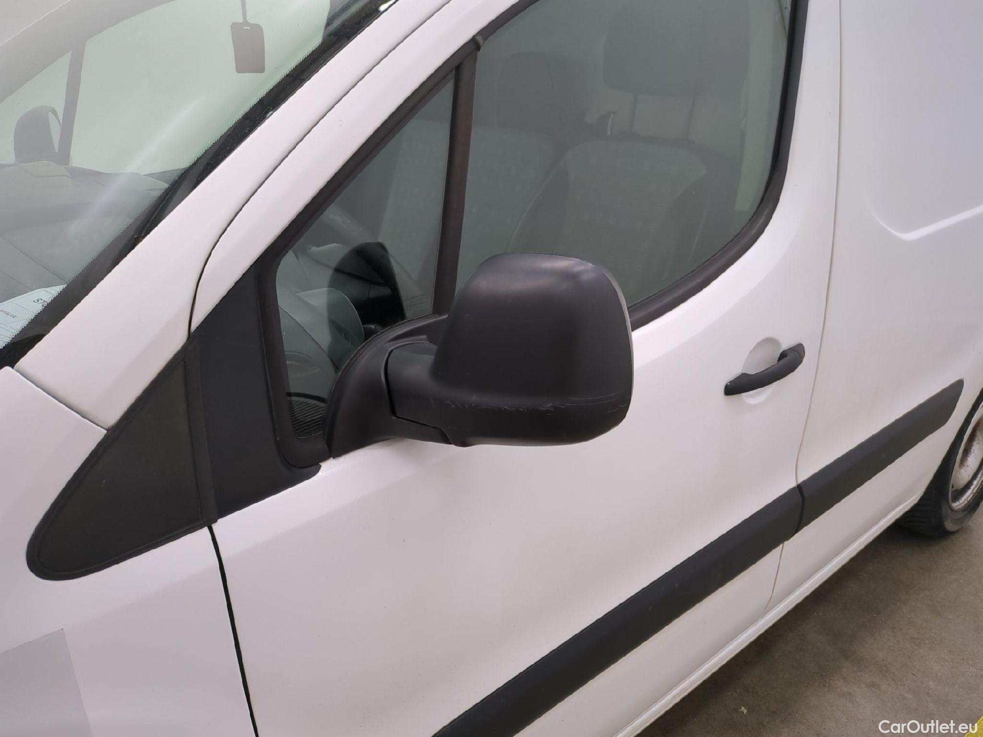  Citroen  Berlingo  Fourgon Club L1 (Court) 1.6 BlueHDi 100CV BVM5 E6 #12