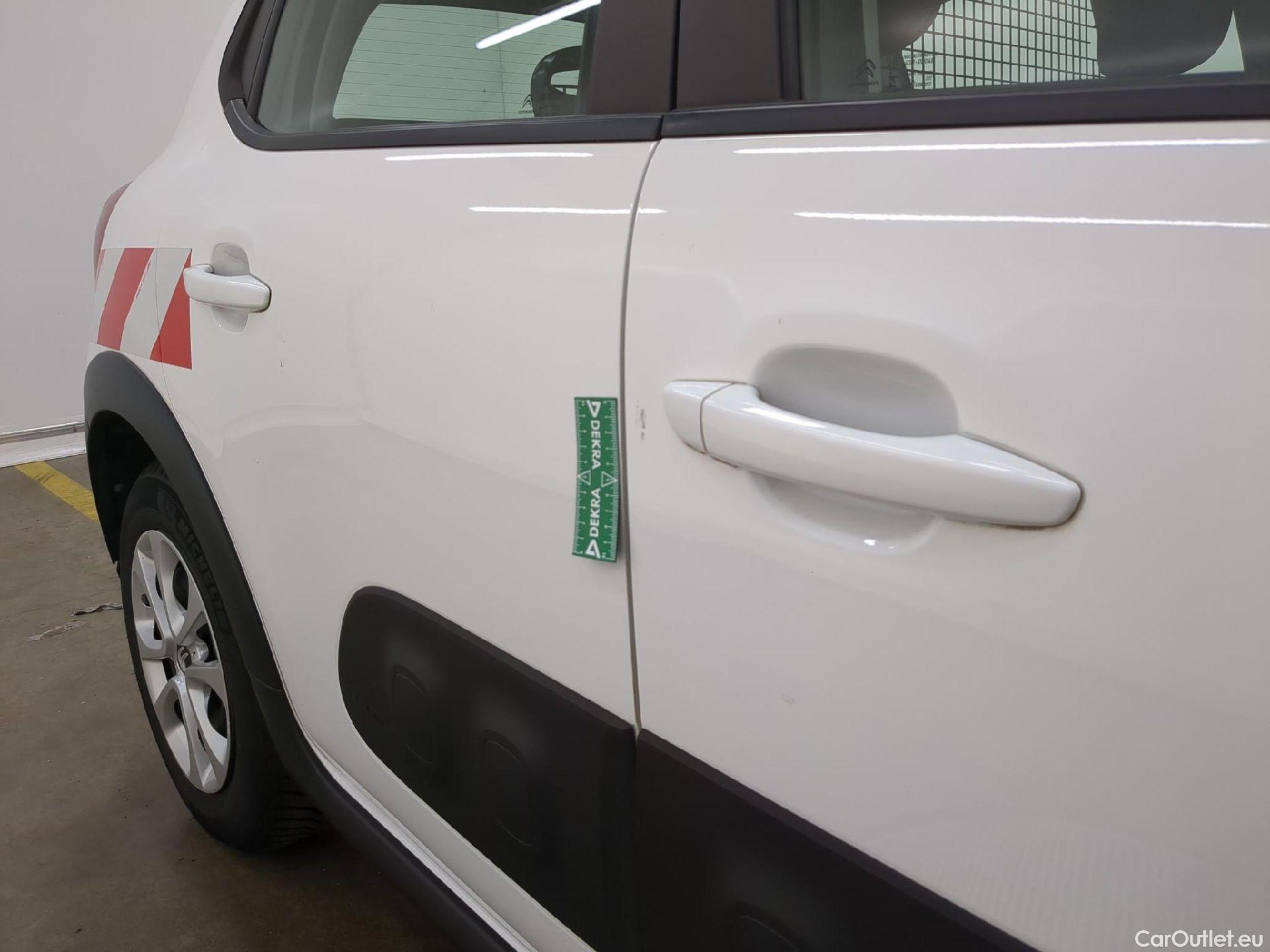  Citroen  C3  Société Feel Nav 1.2 PureTech 80CV BVM5 E6 #14