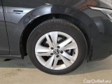  Volkswagen  Golf  VOLKSWAGEN / 2019 / 5P / BERLINA 2.0 TDI SCR 85KW LIFE DSG #17