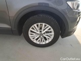  Volkswagen  T-ROC VOLKSWAGEN  / 2017 / 5P / SUV 2.0 TDI 150CV SCR BUSINESS DSG #17