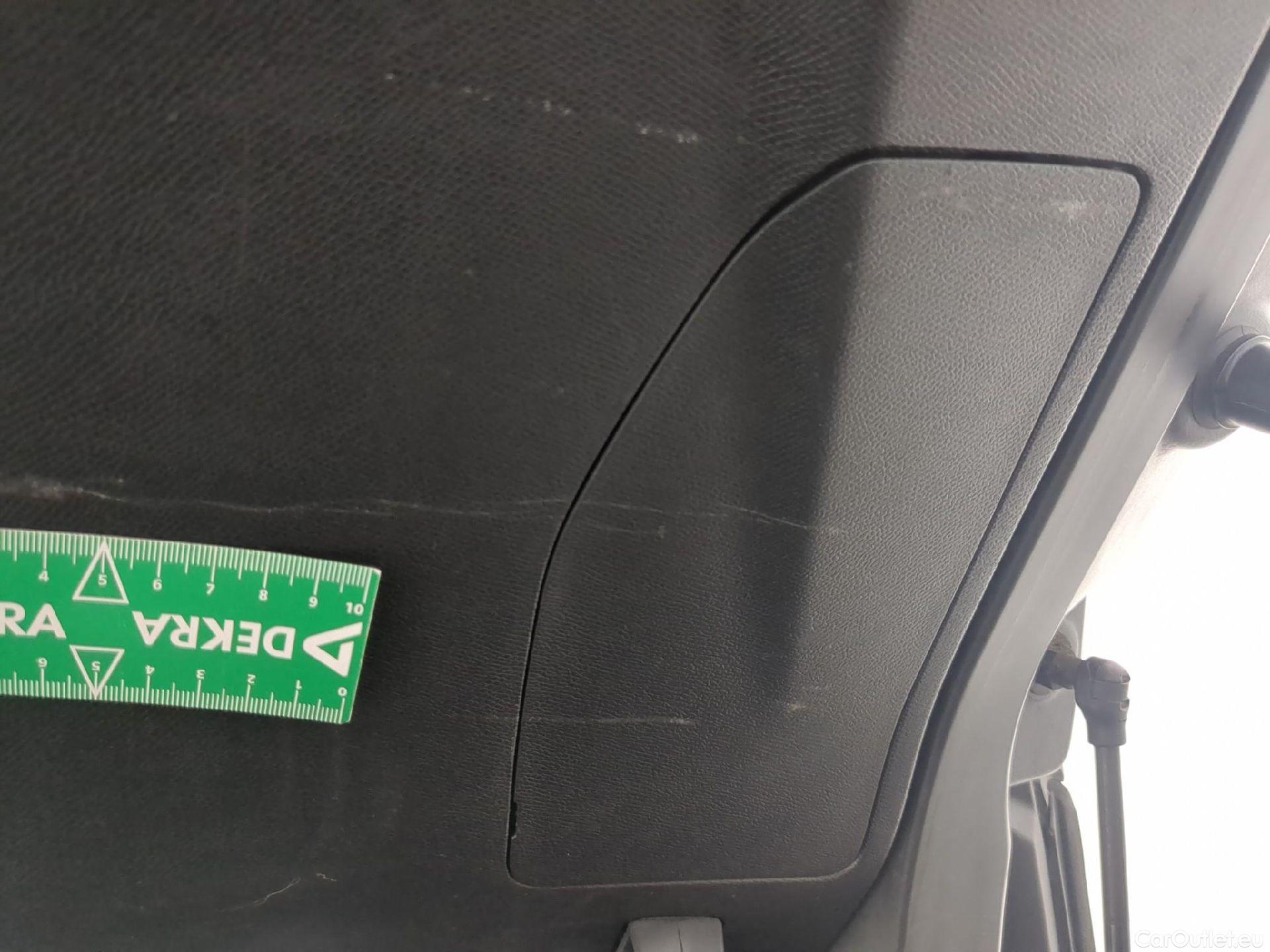  Peugeot  3008  Active Business 1.5 HDi 130CV BVA8 E6d #3