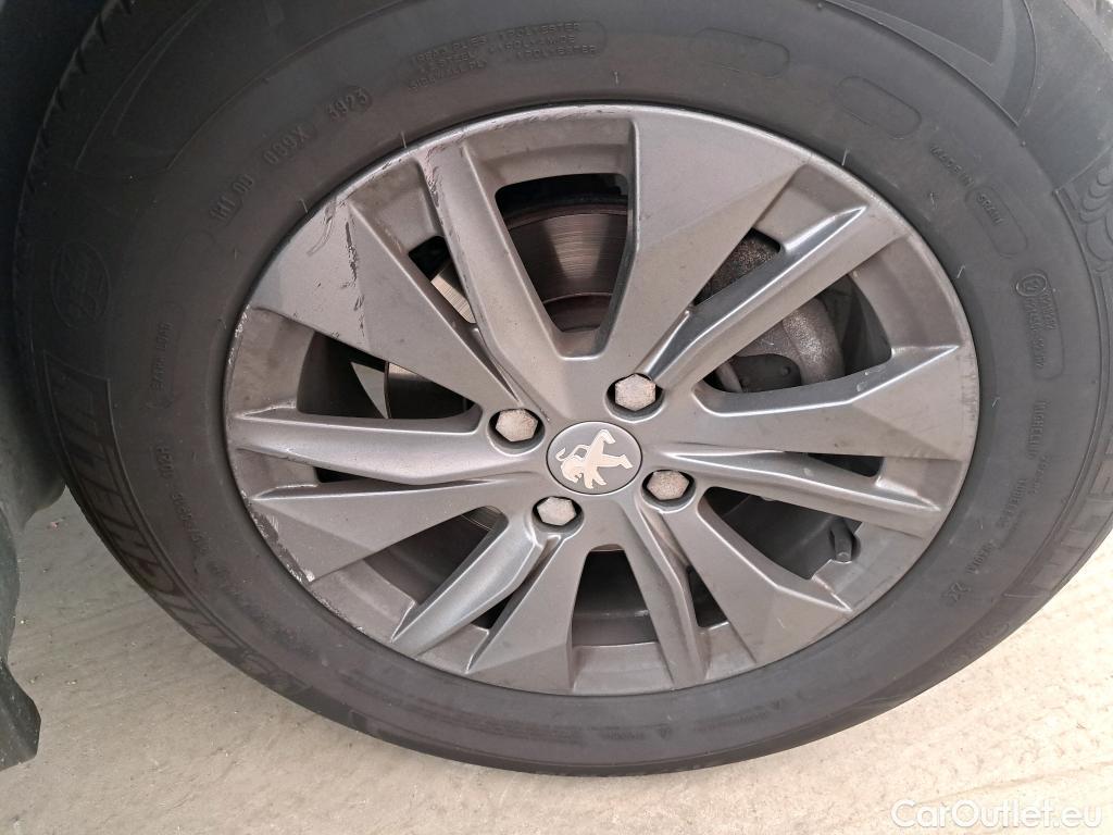  Peugeot  2008 PEUGEOT  / 2019 / 5P / Crossover PureTech 130 S&S EAT8 ACTIVE PACK #4