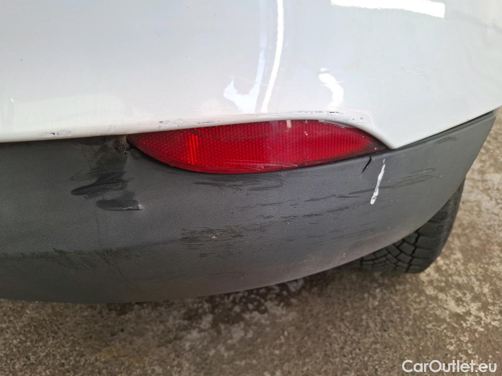  Renault  Megane  III Berline 5pt. Société Air 1.5 dCi 90CV BVM6 E5 #31