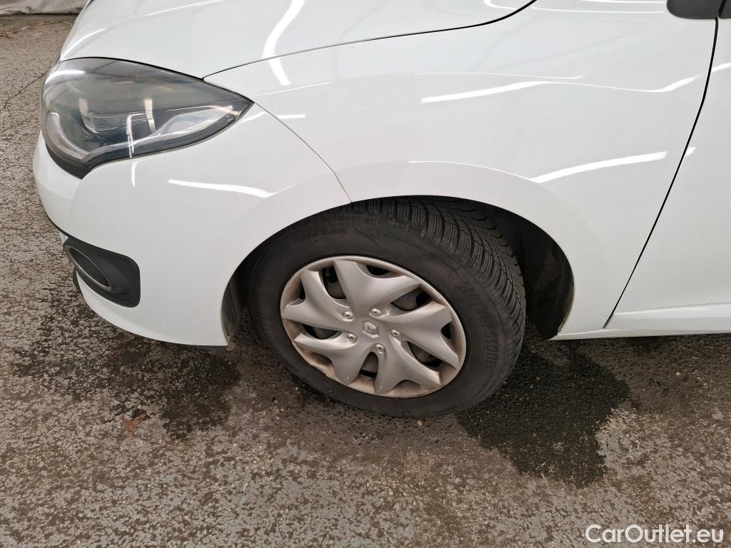  Renault  Megane  III Berline 5pt. Société Air 1.5 dCi 90CV BVM6 E5 #25