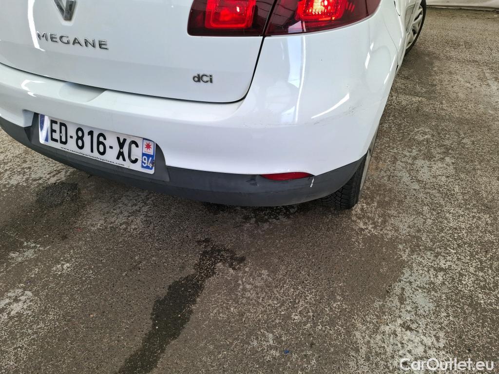  Renault  Megane  III Berline 5pt. Société Air 1.5 dCi 90CV BVM6 E5 #32