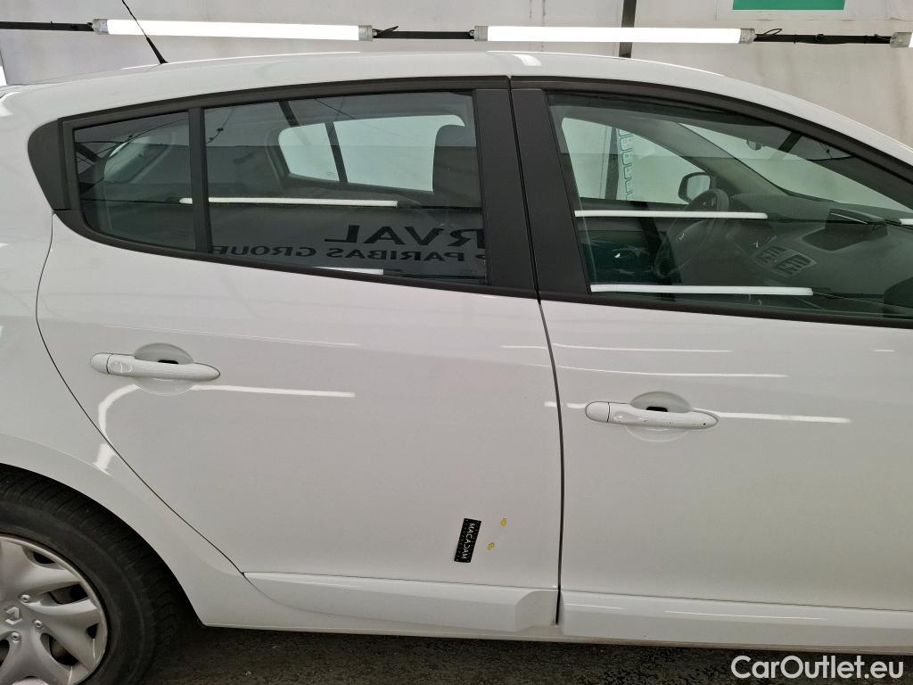  Renault  Megane  III Berline 5pt. Société Air 1.5 dCi 90CV BVM6 E5 #10