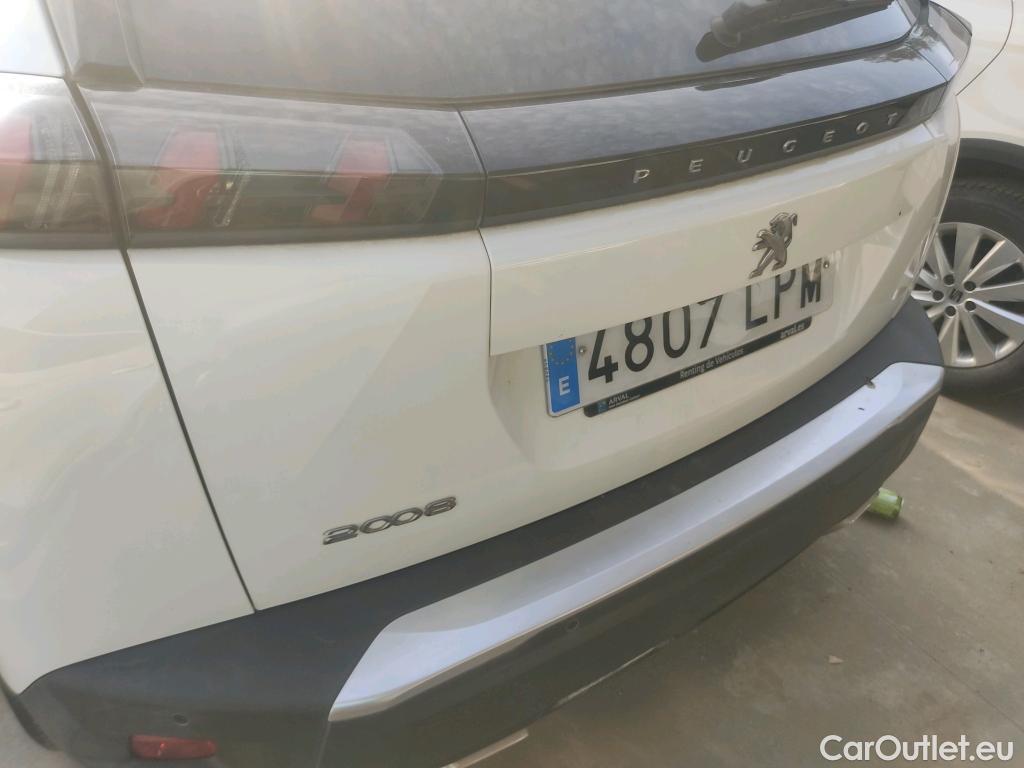 Peugeot  2008  Allure Pack 1.2 PureTech 130CV E6d #25