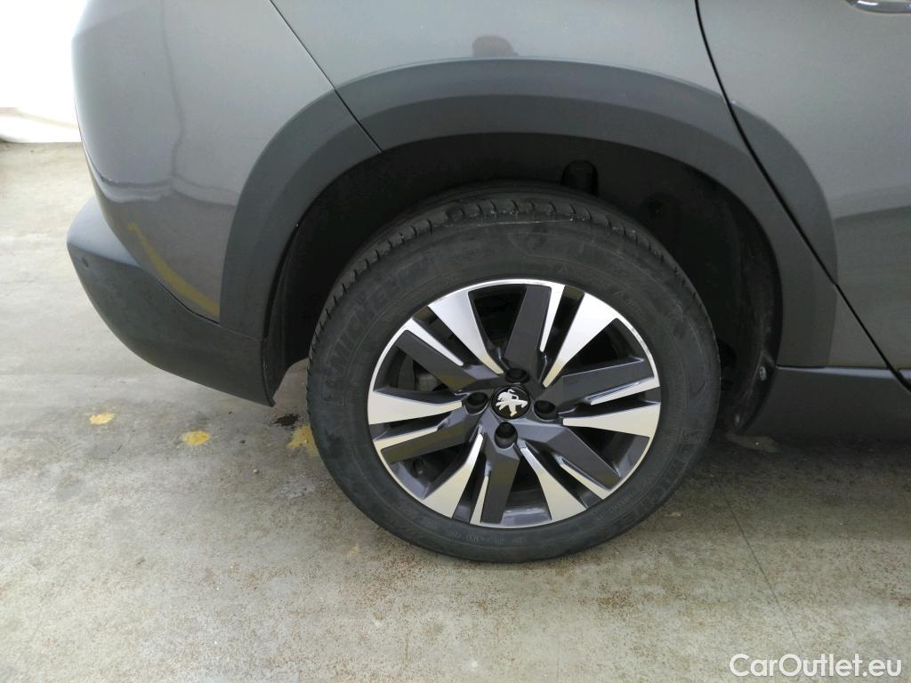  Peugeot  2008  Allure Business 1.2 PureTech 130CV BVA6 E6dT #9