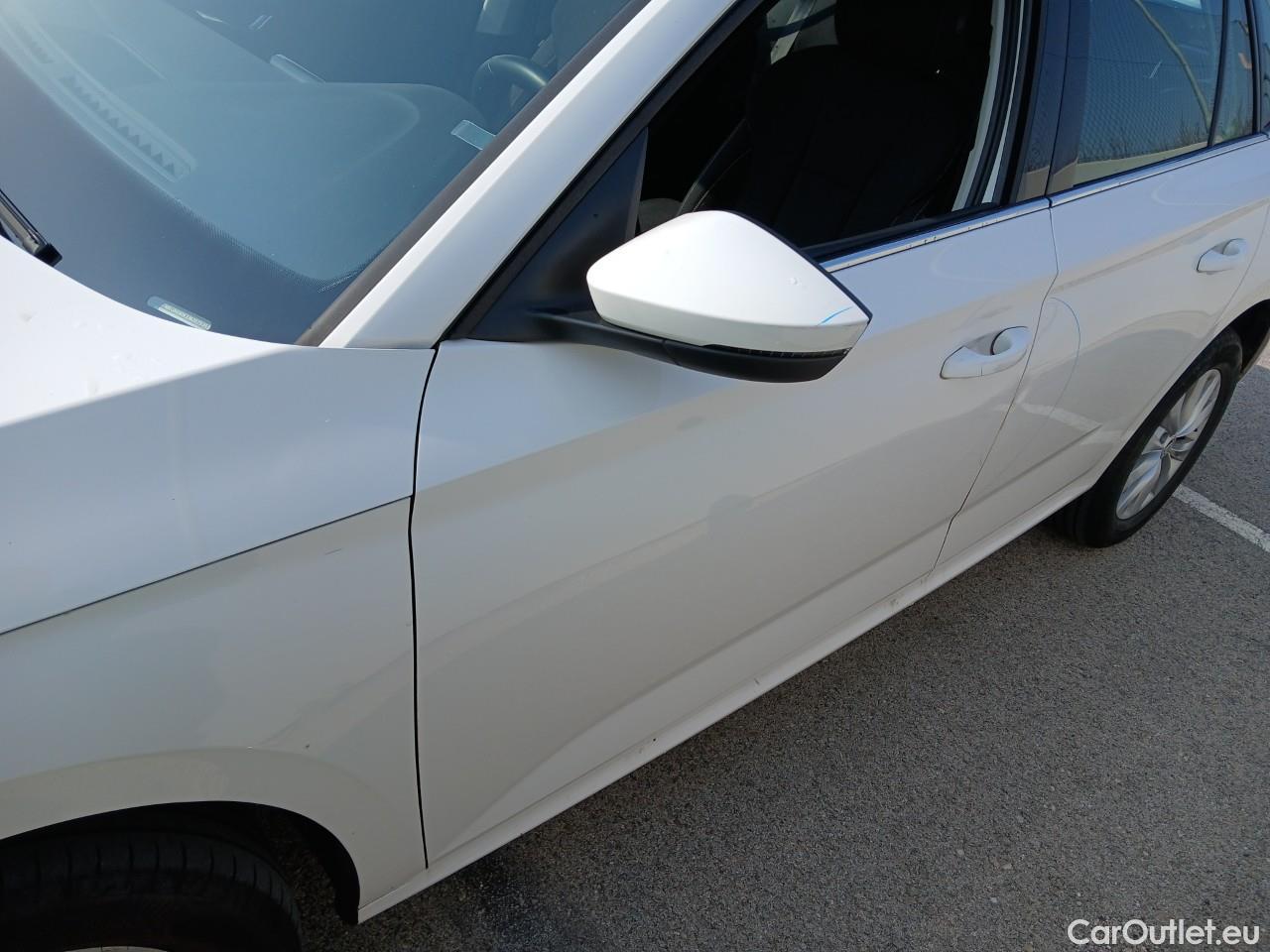  Skoda  KAMIQ SKODA  1.0 TSI 81kW (110CV) DSG Ambition (CX) #12