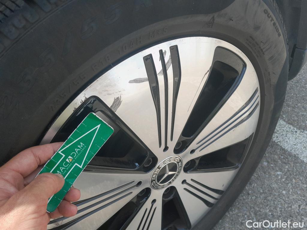 Mercedes  EQA Clase   350 4Matic (243.712) 66kWh #3