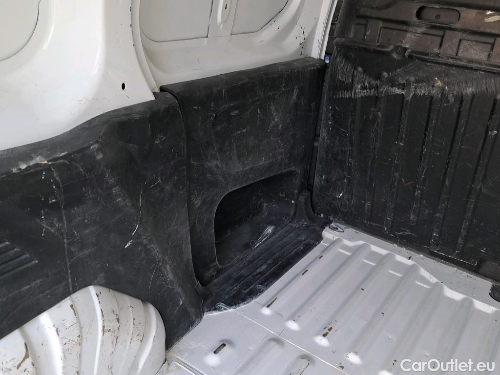  Opel  Combo  E Cargo Express 1.5 100CV #19