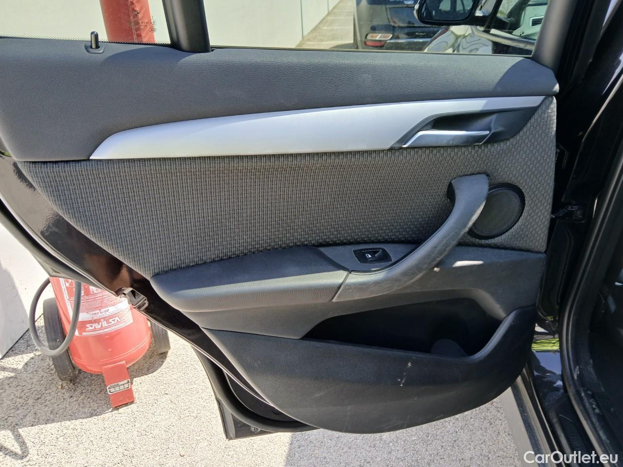  Bmw  X1 BMW  / 2019 / 5P / todoterreno sDrive16d Business #1