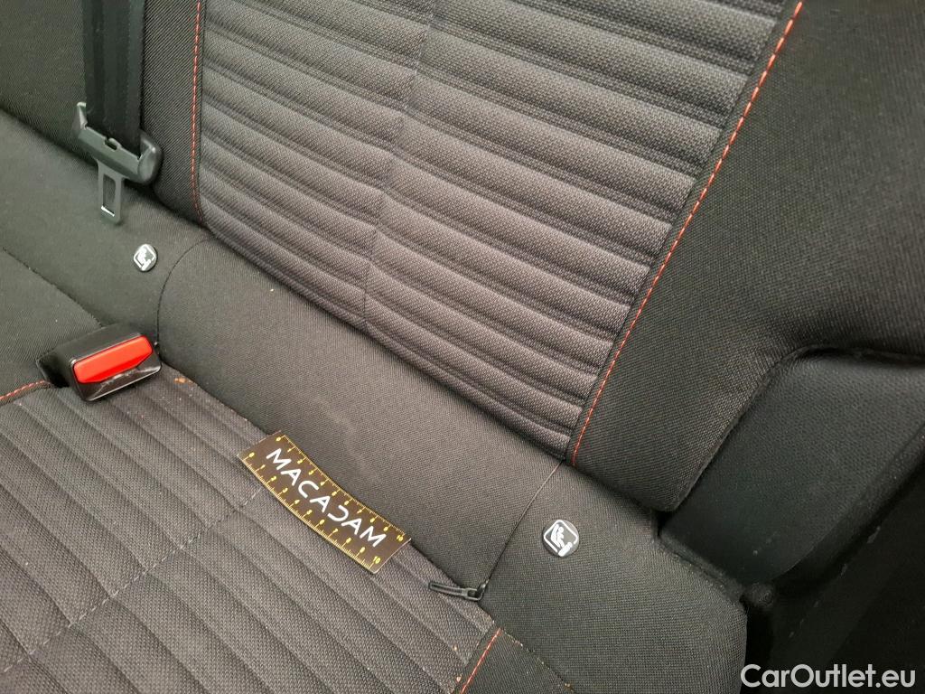  Peugeot  2008  Active Pack 1.2 PureTech 130CV BVA8 E6d #34