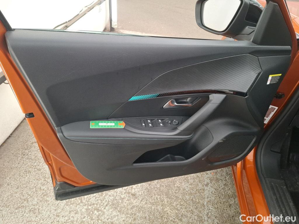  Peugeot  2008  Allure Pack 1.2 PureTech 130CV BVA8 E6d #6