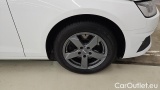  Audi  A4 40 g-tron S tronic Avant #9