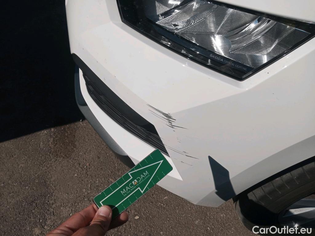  Skoda  KAMIQ SKODA  1.0 TSI 81kW (110CV) DSG Ambition #14