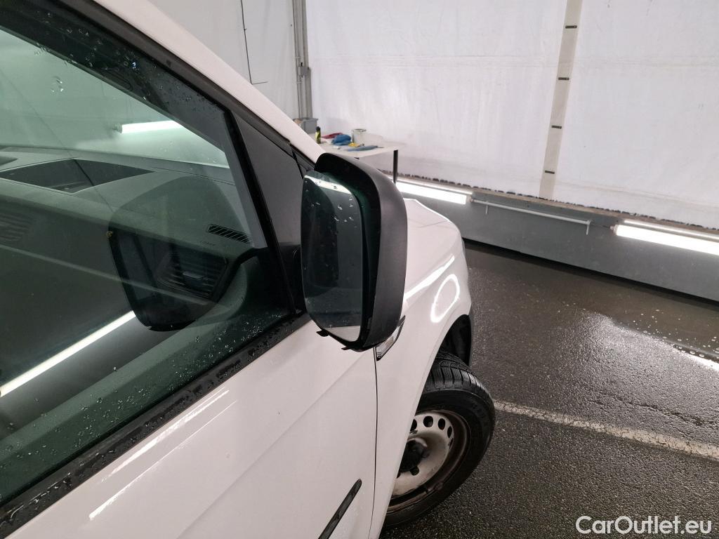  Volkswagen  Caddy VOLKSWAGEN  Van / 2015 / 4P / Fourgonnette 2.0 TDI 75 Business Line #3