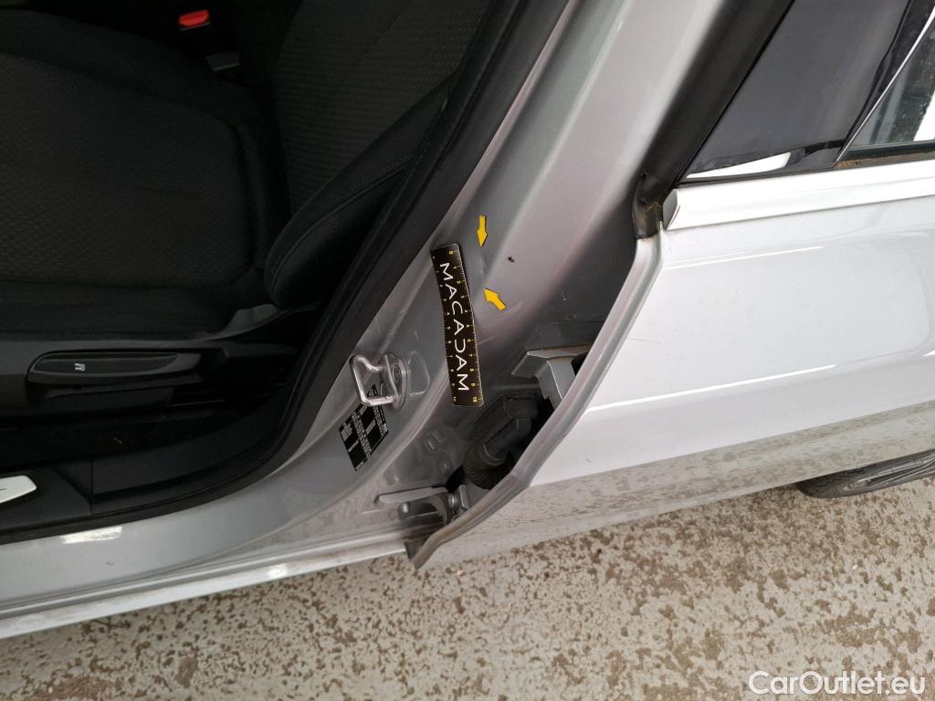  Bmw  Serie 1 Série 1 Berline 116 d Lounge 1.5 115CV BVM6 E6d #29
