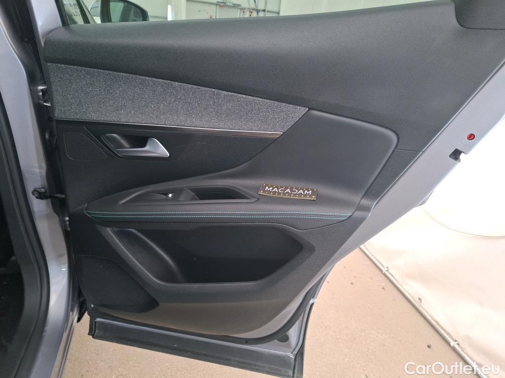  Peugeot  3008  Allure Pack 1.5 HDi 130CV E6d #4
