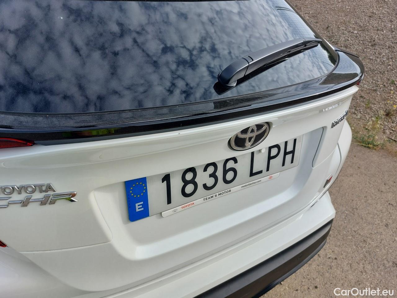  Toyota  C-HR TOYOTA  / 2019 / 5P / todoterreno 2.0 180H GR Sport #17