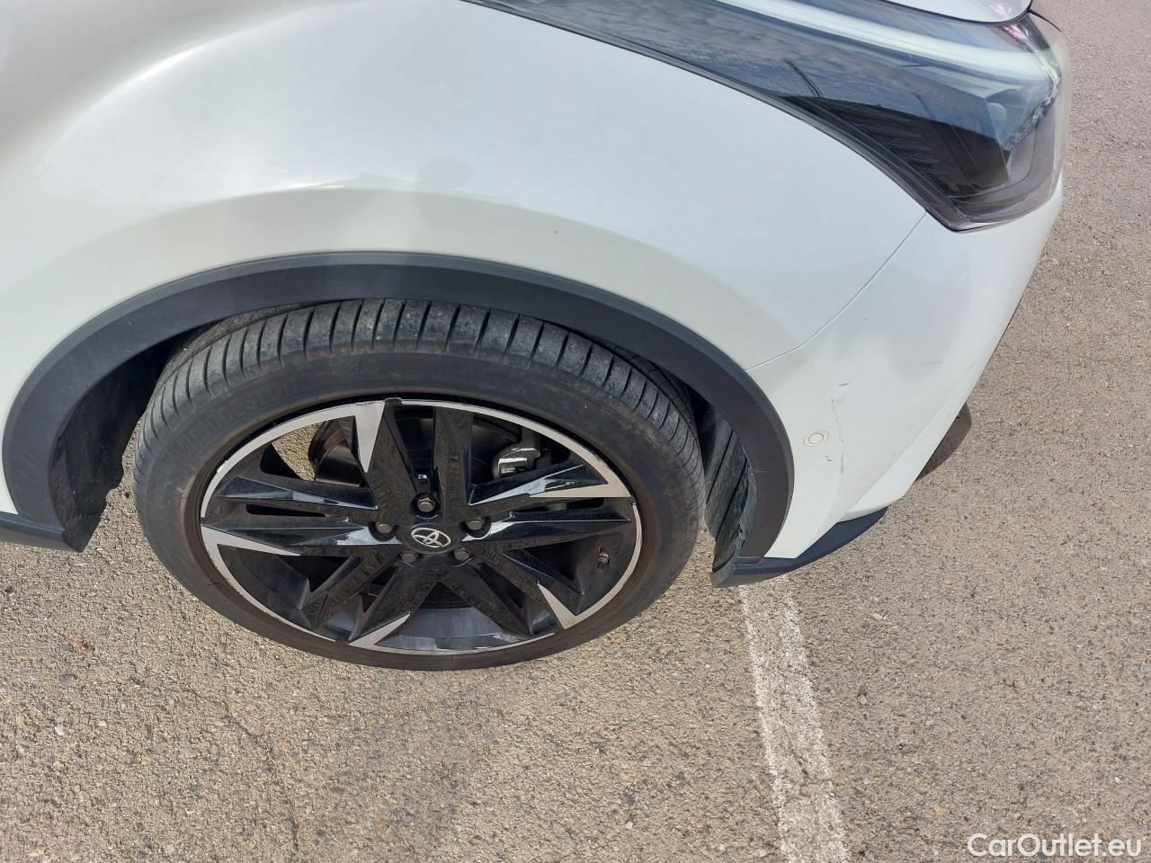  Toyota  C-HR TOYOTA  / 2019 / 5P / todoterreno 2.0 180H GR Sport #30