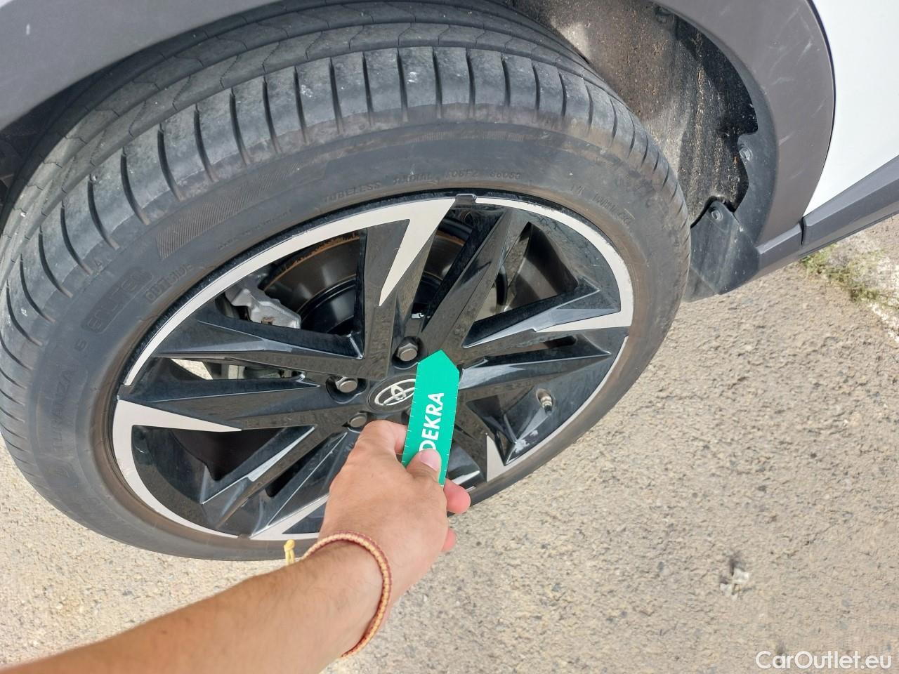  Toyota  C-HR TOYOTA  / 2019 / 5P / todoterreno 2.0 180H GR Sport #21