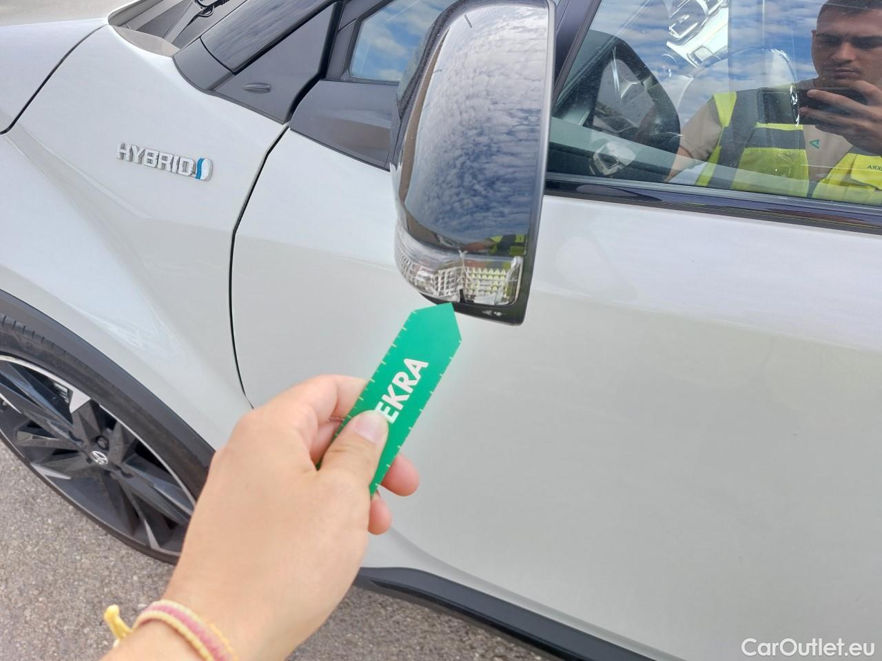 Toyota  C-HR TOYOTA  / 2019 / 5P / todoterreno 2.0 180H GR Sport #13