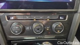  Volkswagen  Golf  e-Golf #14