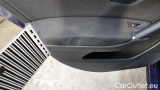  Volkswagen  Golf  e-Golf #24