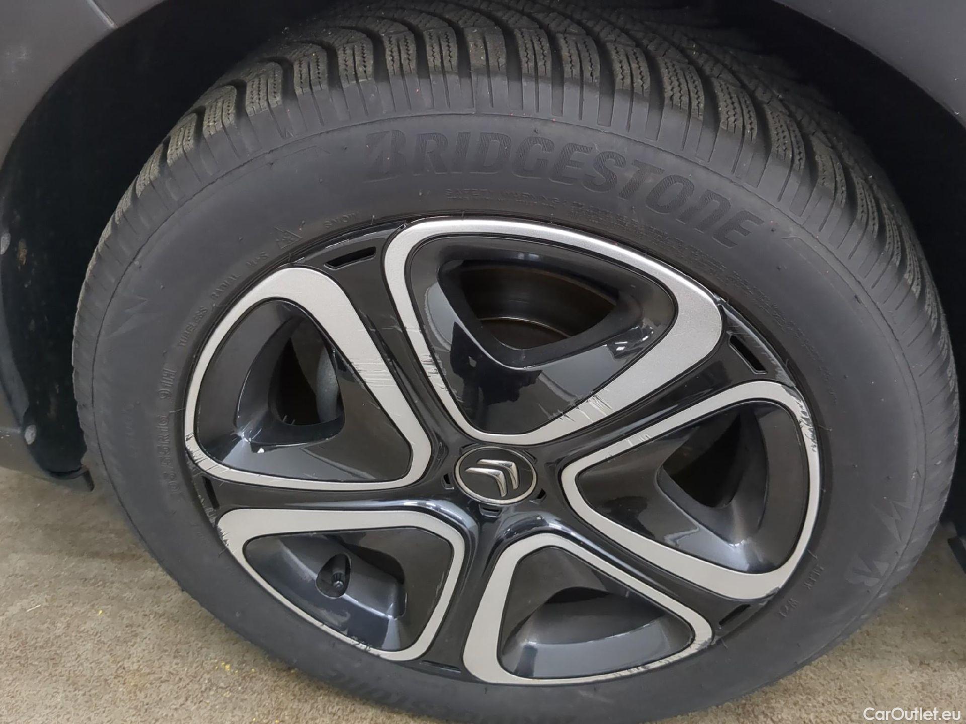  Citroen  C3 CITROEN  Société / 2020 / 5P / Berline / VU PureTech 83 S&S BVM Feel Nav #4