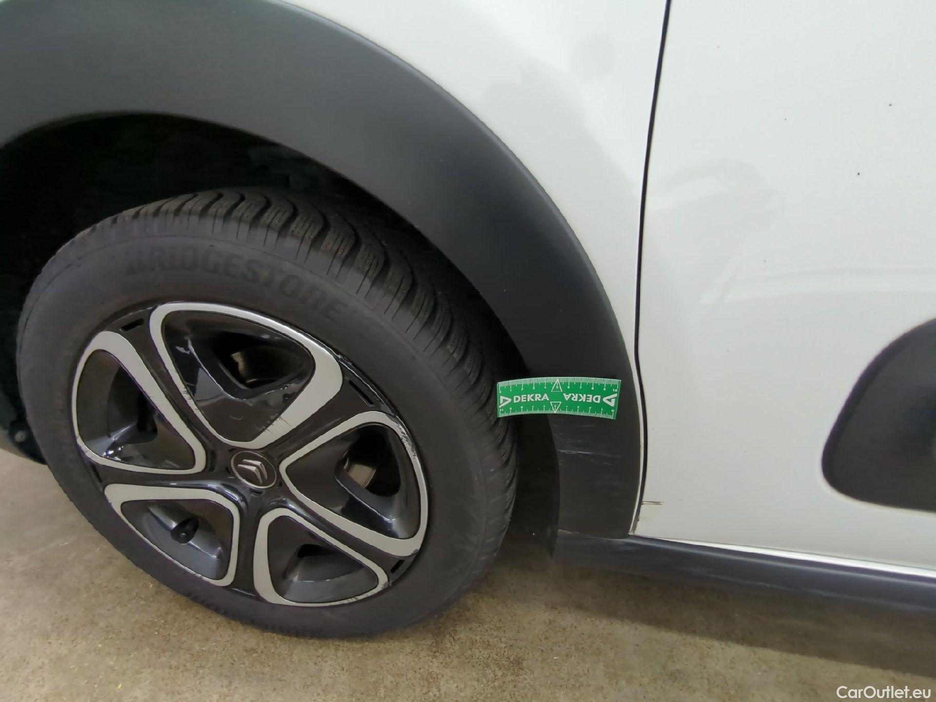  Citroen  C3 CITROEN  Société / 2020 / 5P / Berline / VU PureTech 83 S&S BVM Feel Nav #6