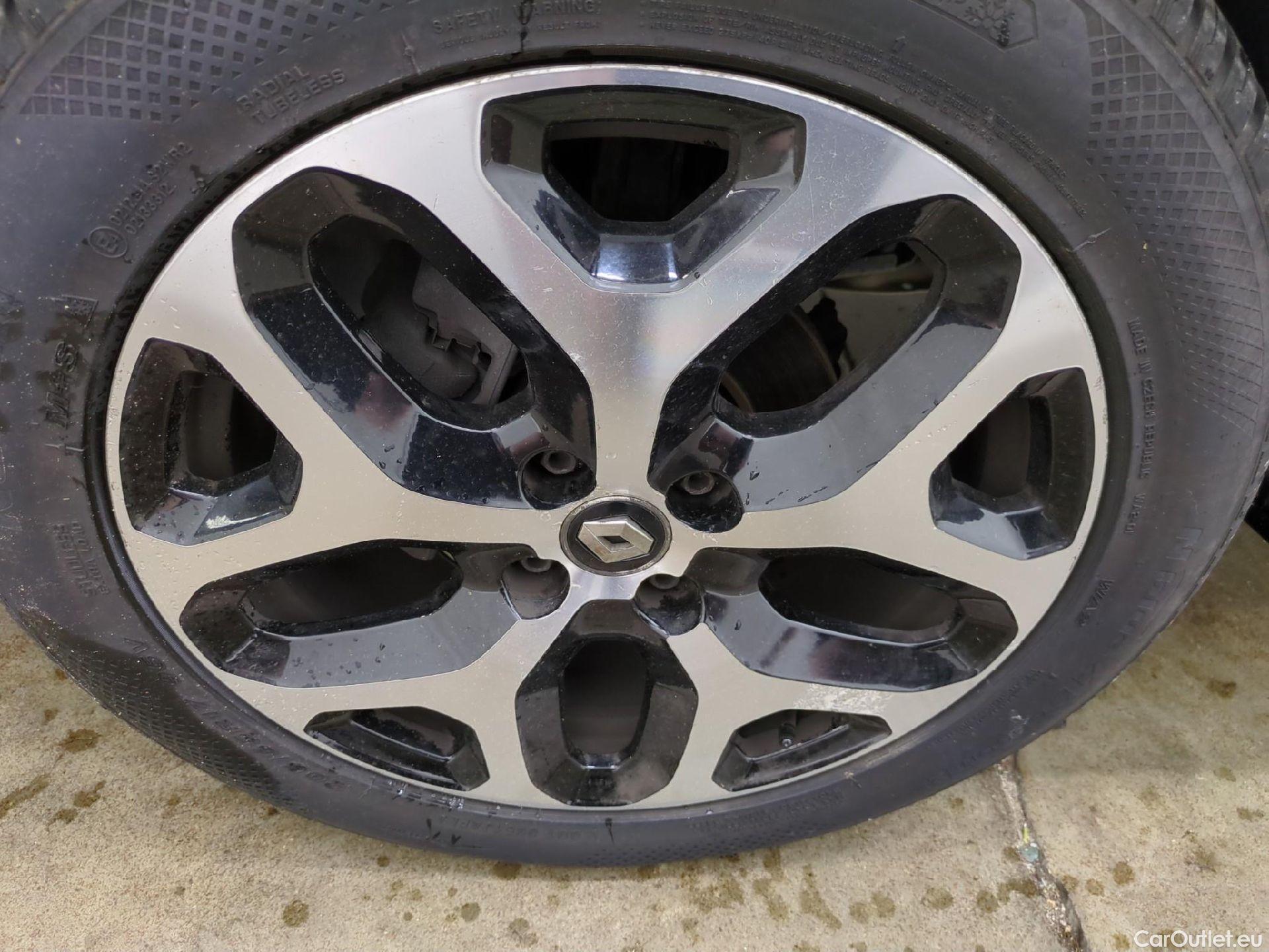  Renault  Captur  Intens 0.9 TCe 90CV BVM5 E6 #13