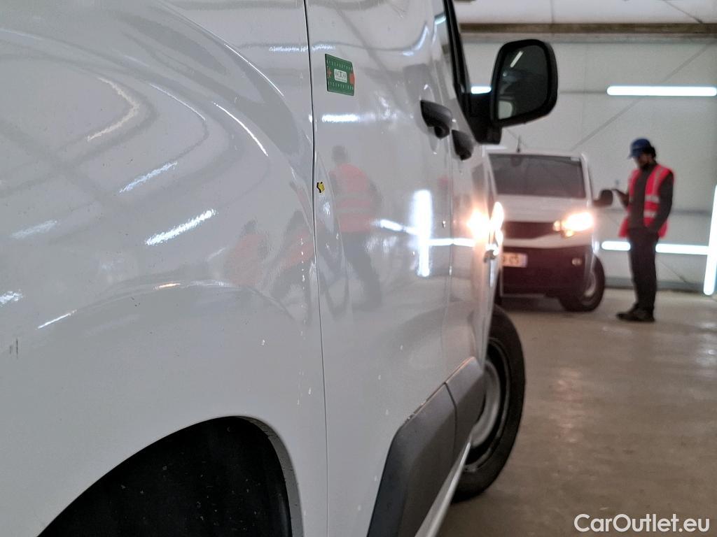  Peugeot  Partner  Asphalt L1 1.5 HDi 100CV BVM5 E6dT #6