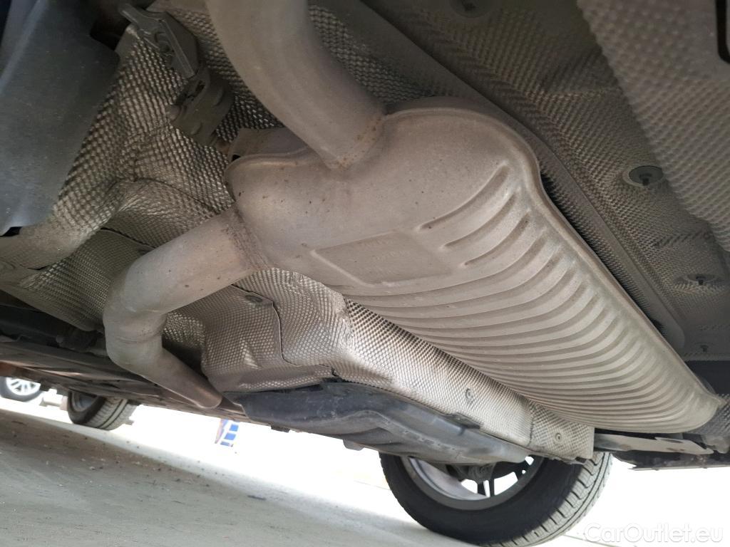  Bmw  X1 Série  xDrive 25 e xLine 1.5 220CV BVA6 E6d #48