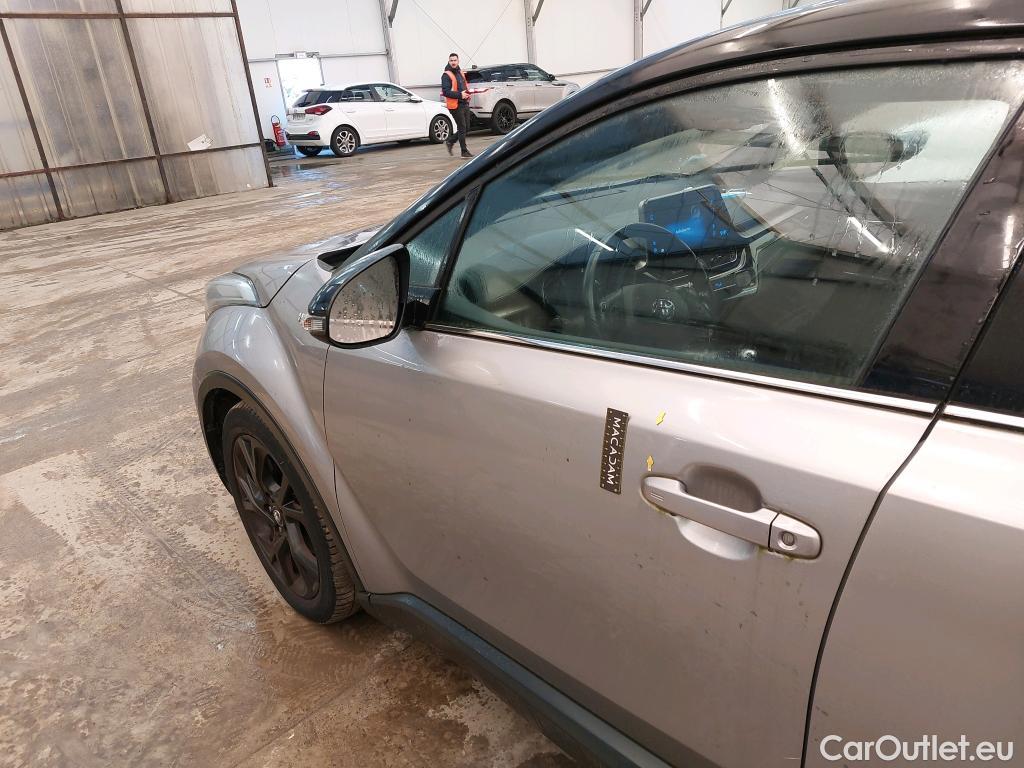  Toyota  C-HR TOYOTA  5p Berline 1.8 HYBRIDE 122 GRAPHIC #32