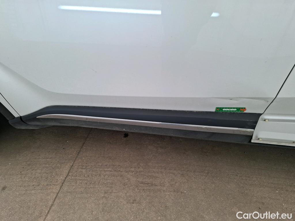  Toyota  C-HR TOYOTA  / 2016 / 5P / SUV 2.0 HYBRIDE 184 DISTINCTIVE #25