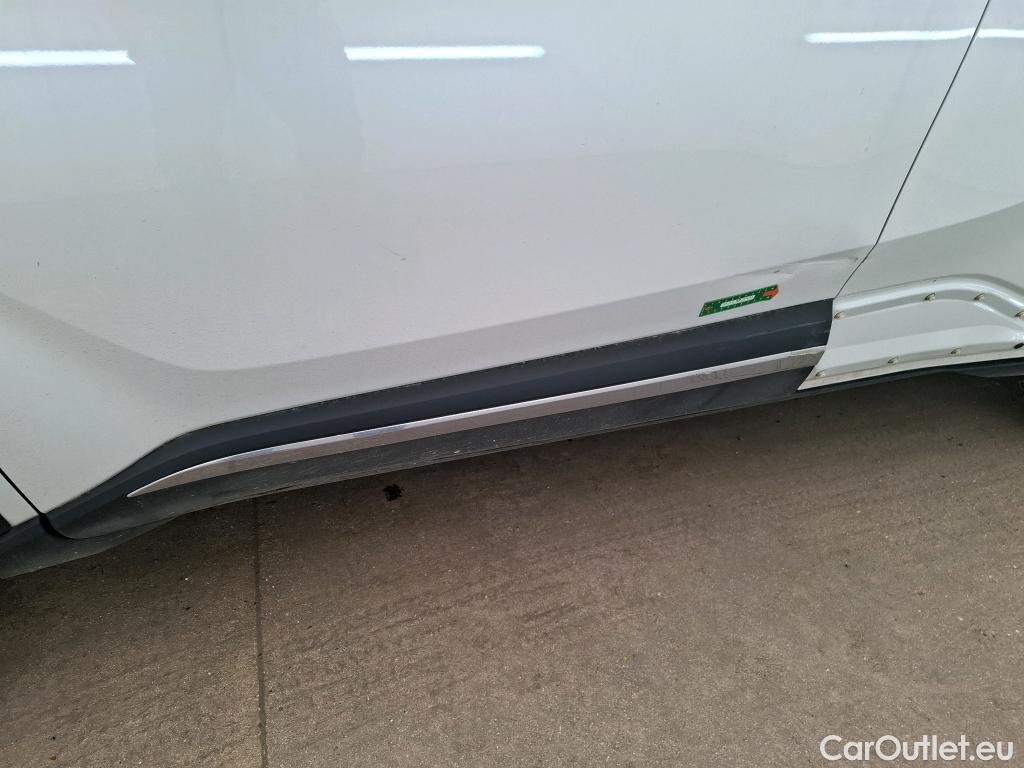  Toyota  C-HR TOYOTA  / 2016 / 5P / SUV 2.0 HYBRIDE 184 DISTINCTIVE #12