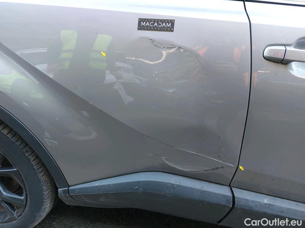  Toyota  C-HR TOYOTA  5p Berline 1.8 HYBRIDE 122 GRAPHIC #4