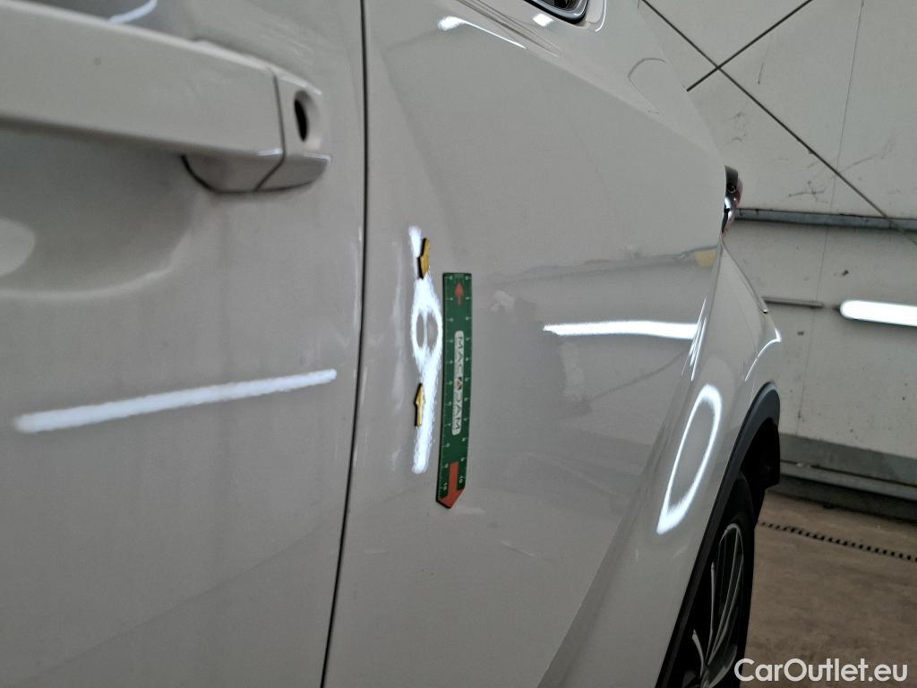  Toyota  C-HR TOYOTA  / 2016 / 5P / SUV 2.0 HYBRIDE 184 DISTINCTIVE #11