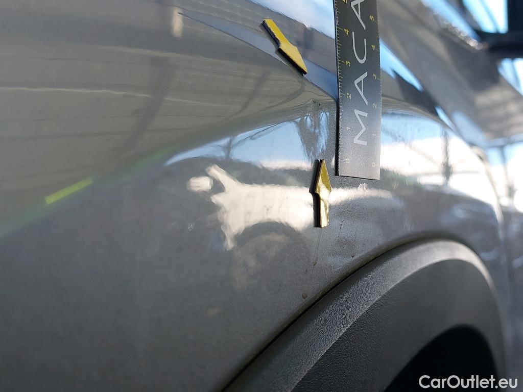  Toyota  C-HR TOYOTA  5p Berline 1.8 HYBRIDE 122 GRAPHIC #63