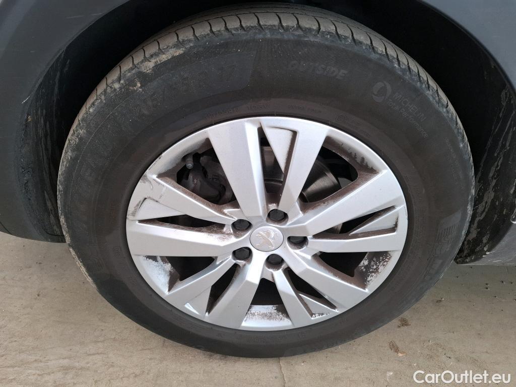 Peugeot  3008  Active Pack 1.2 PureTech 130CV BVA8 E6d #5