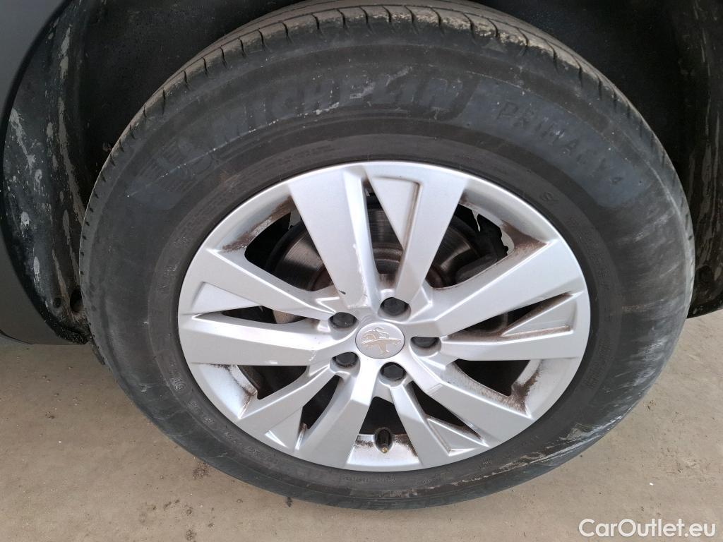  Peugeot  3008  Active Pack 1.2 PureTech 130CV BVA8 E6d #12