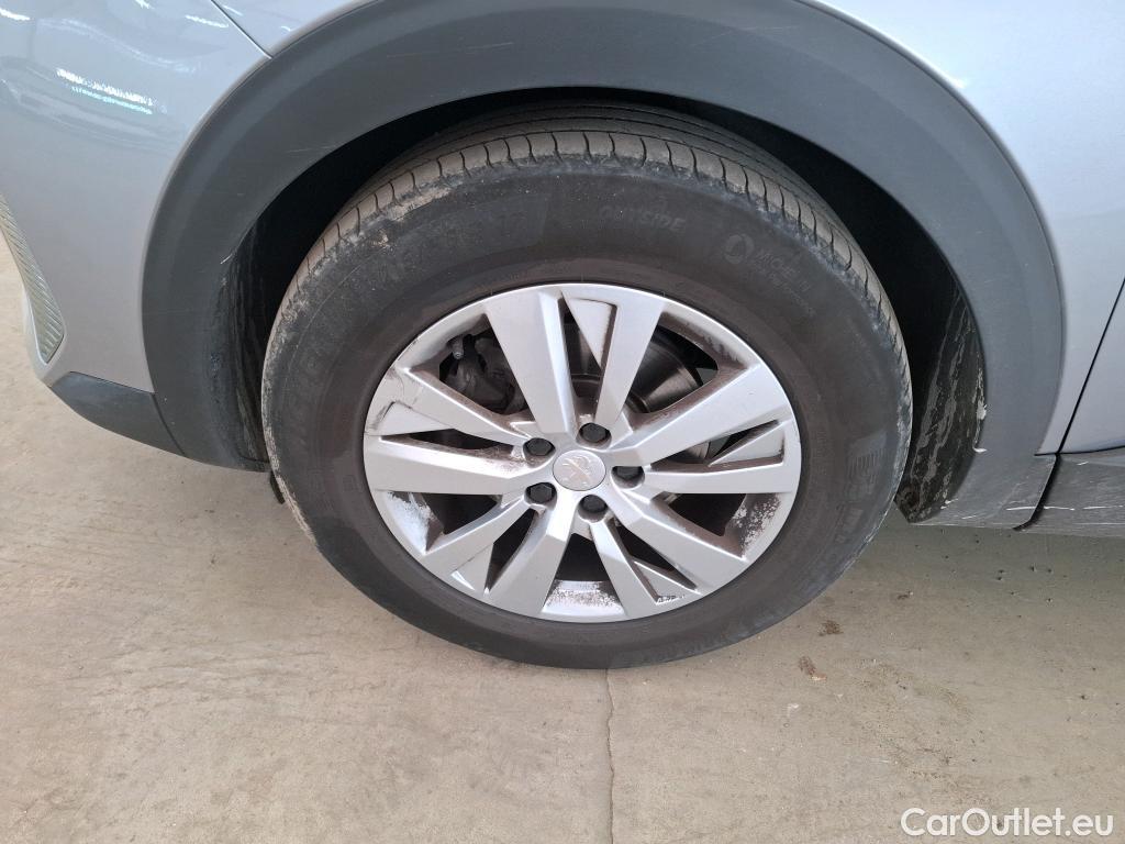  Peugeot  3008  Active Pack 1.2 PureTech 130CV BVA8 E6d #4