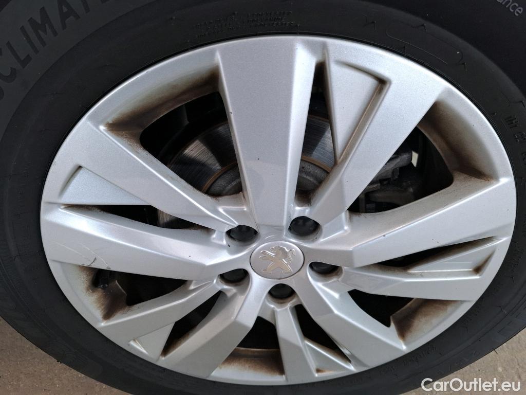 Peugeot  3008  Active Business 1.2 PureTech 130CV E6d #21
