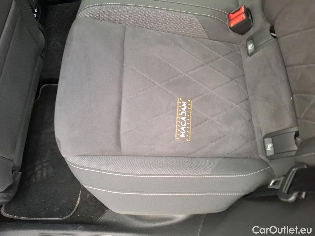 Volkswagen  Golf  VIII Berline Style 1st 2.0 TDI 150CV BVA7 E6dT #20